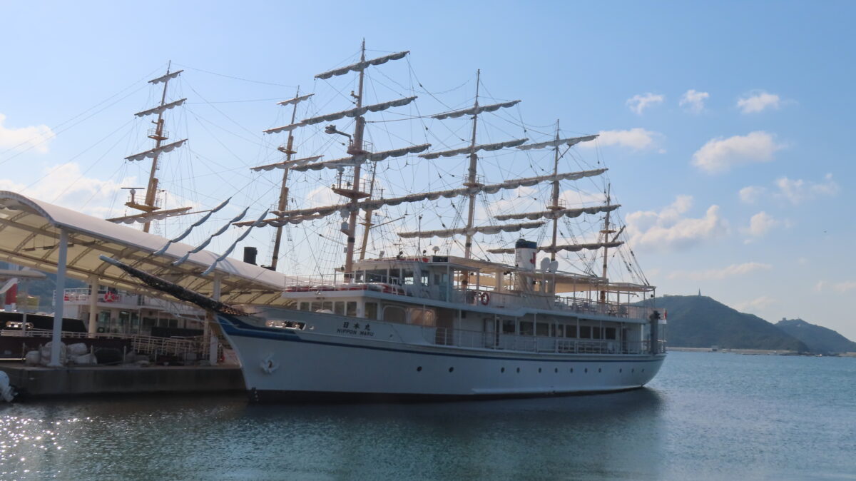 うずしおクルーズ観光船「日本丸」