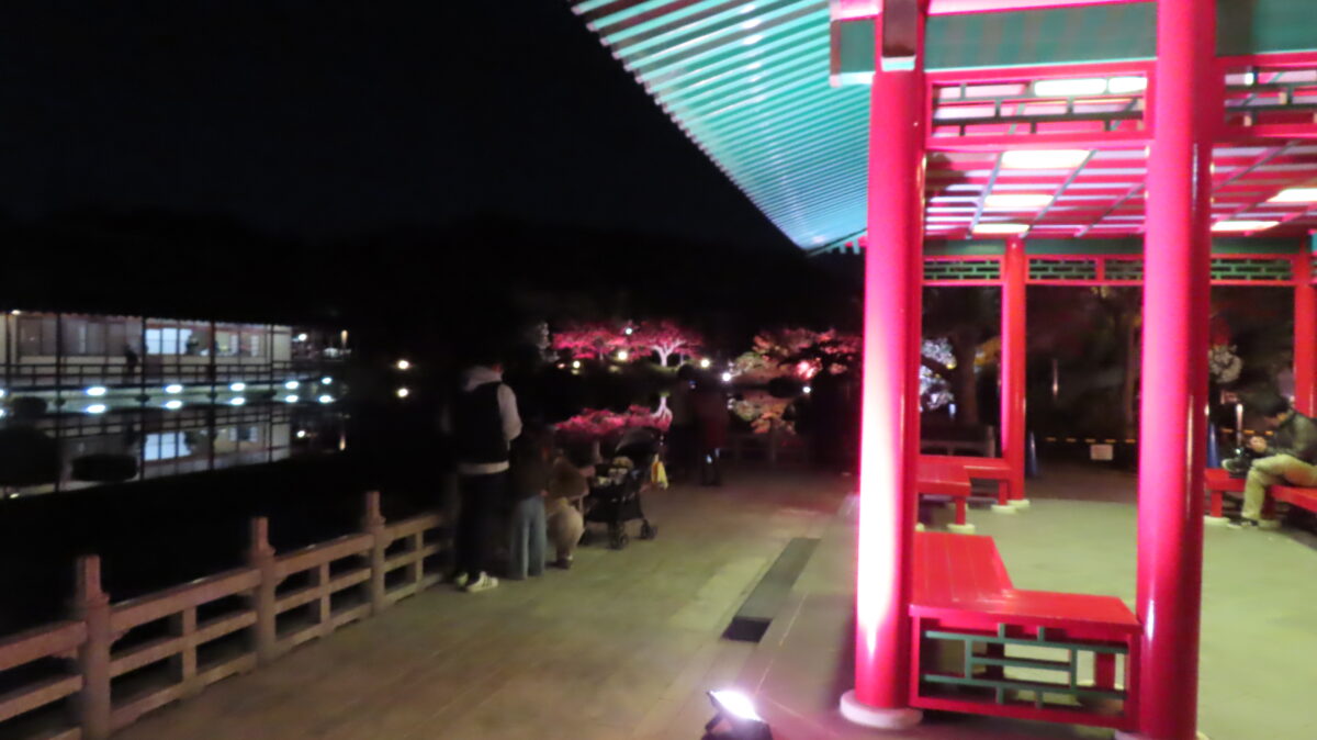 甘泉殿前の撮影スポット