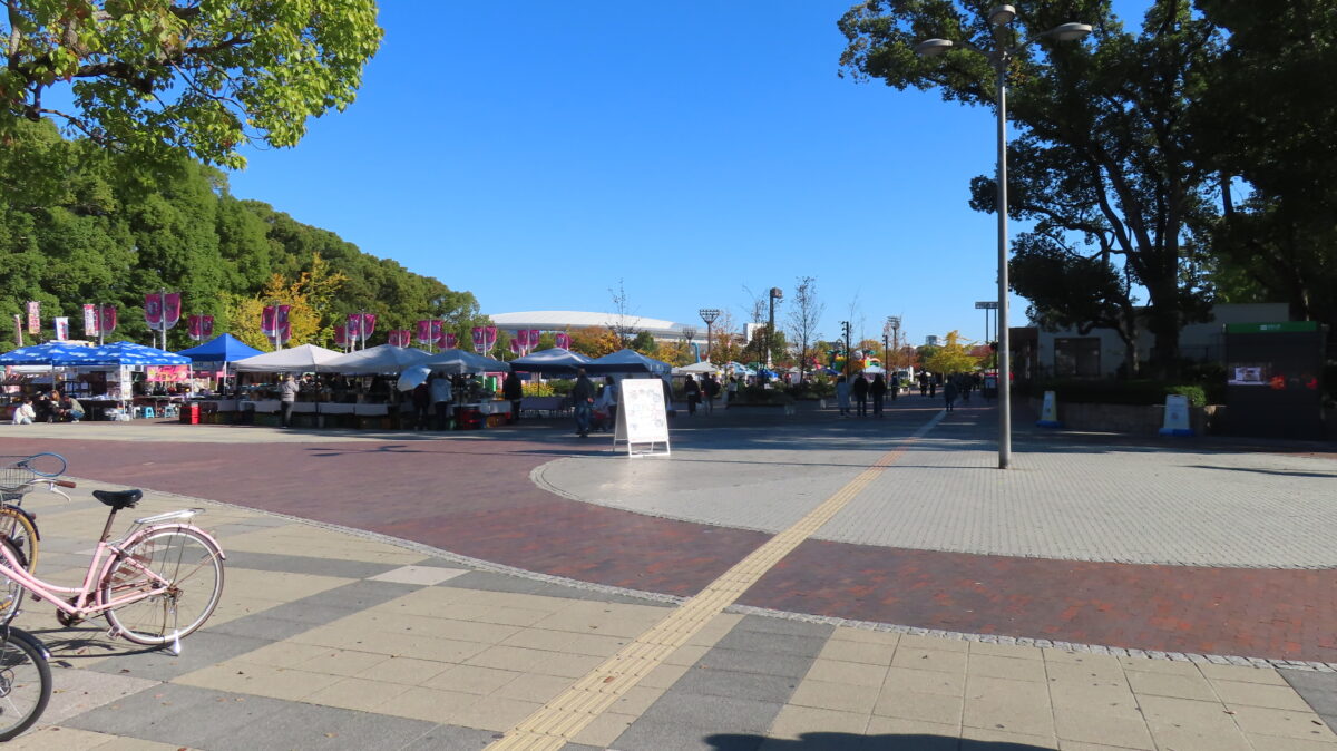 長居公園南西口